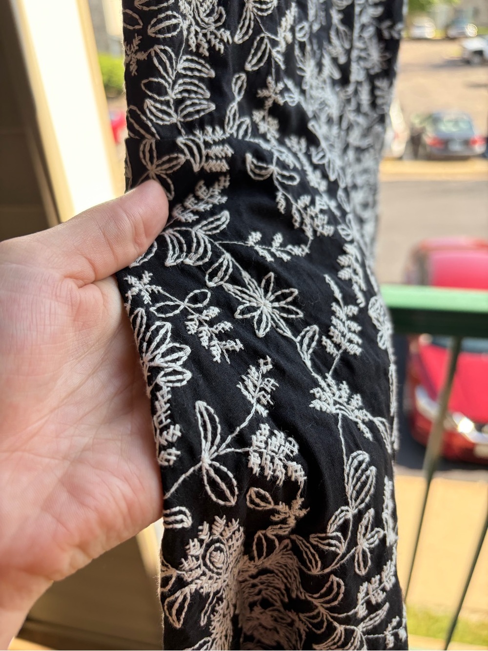 🆕🖤🤍AQUA Floral Embroidered Midi Dress Cotton Sundress Size L Bloomingdale’s - Picture 13 of 17